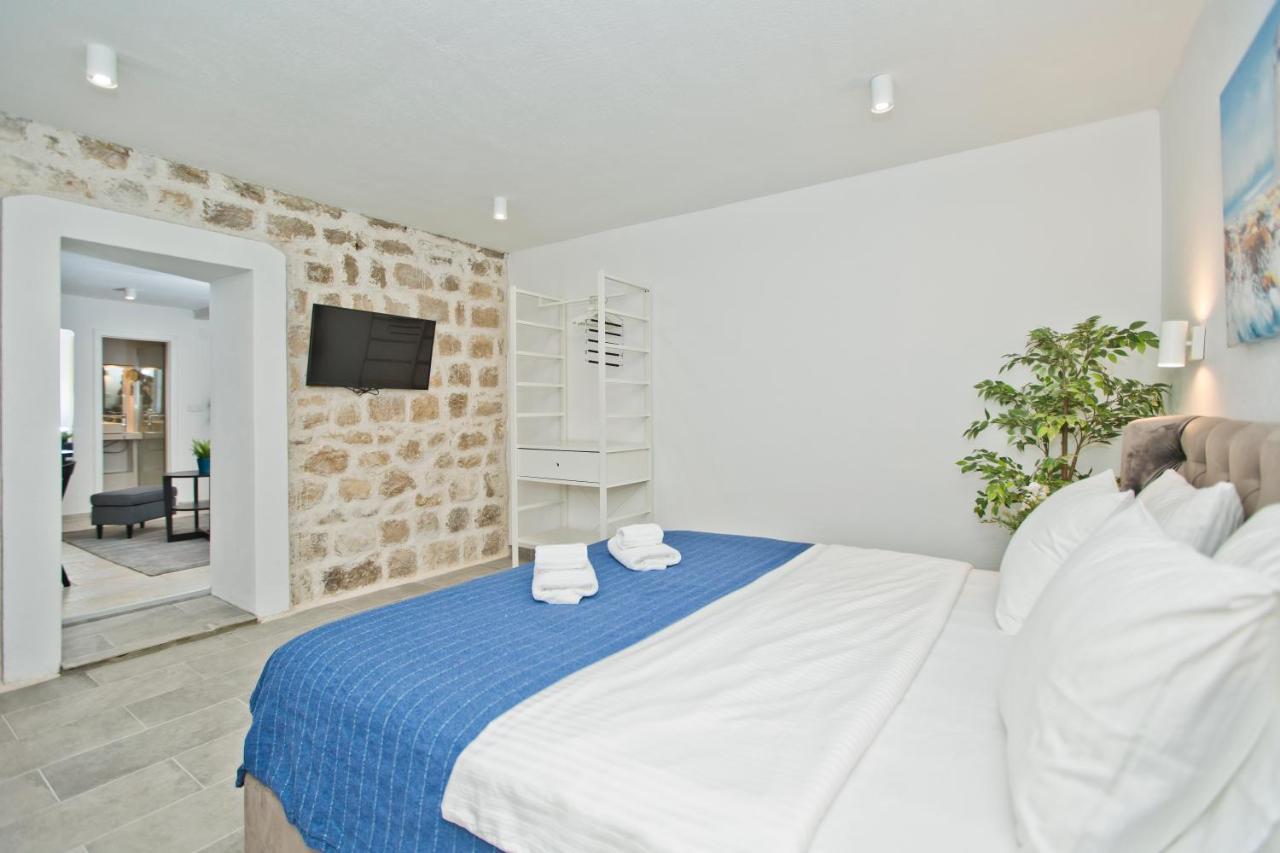 Apartment And Studios Happy Place Hvar Town Exterior foto